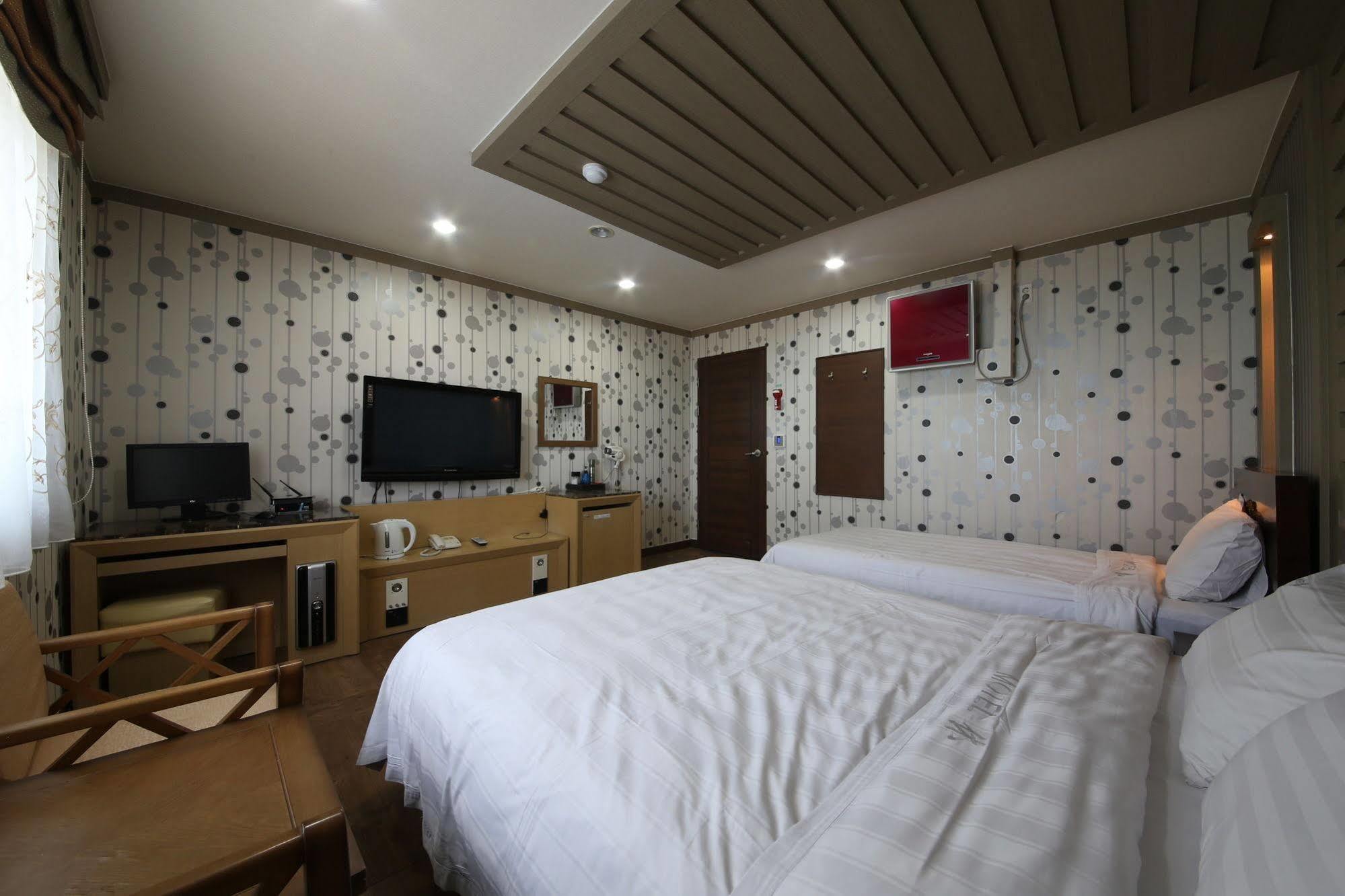 Yes Motel Gunsan Exterior foto